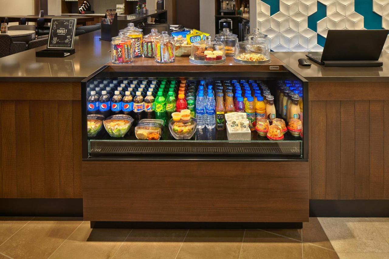 Hyatt Place Warwick/Providence Airport מראה חיצוני תמונה